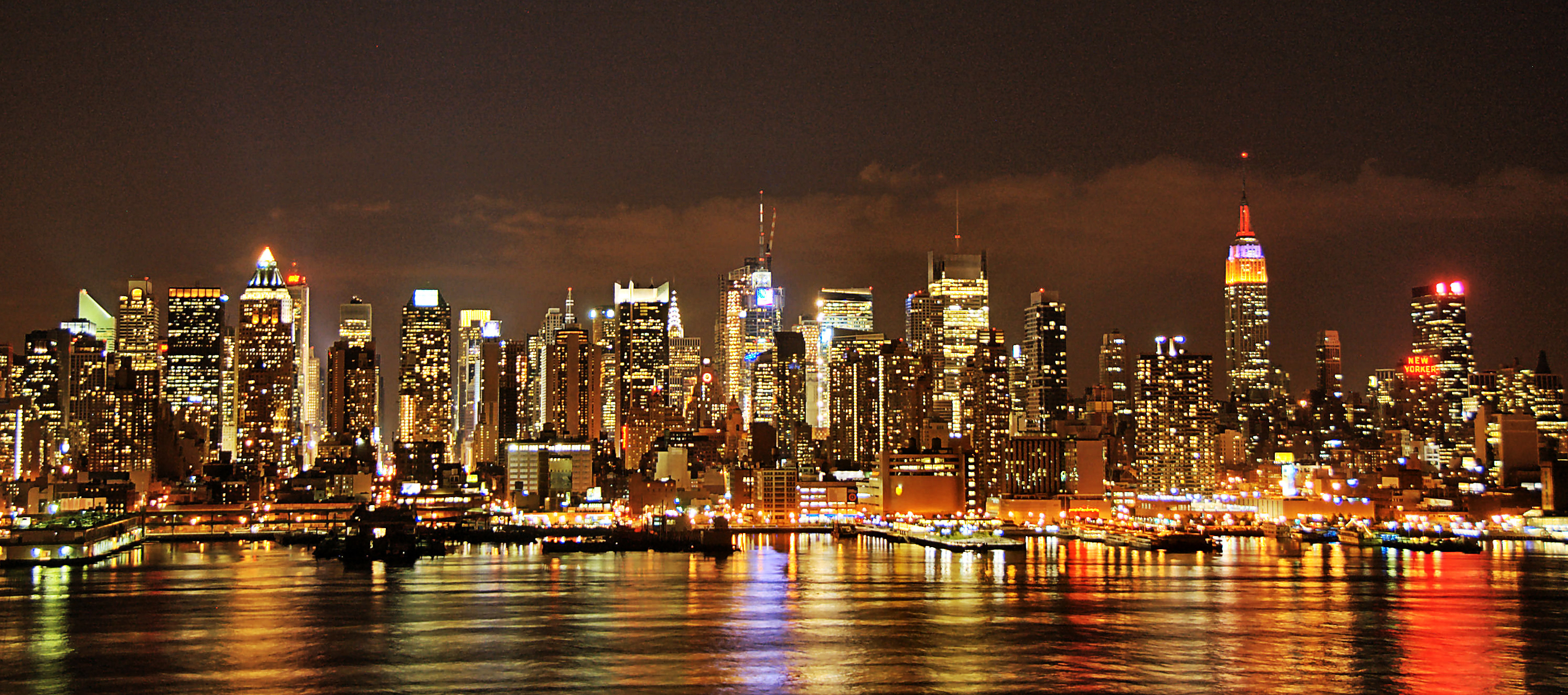 Midtown Manhattan, New York - A city that almost never sleeps