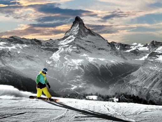 Snowboarder Matterhorn © Nic Oatridge 2019